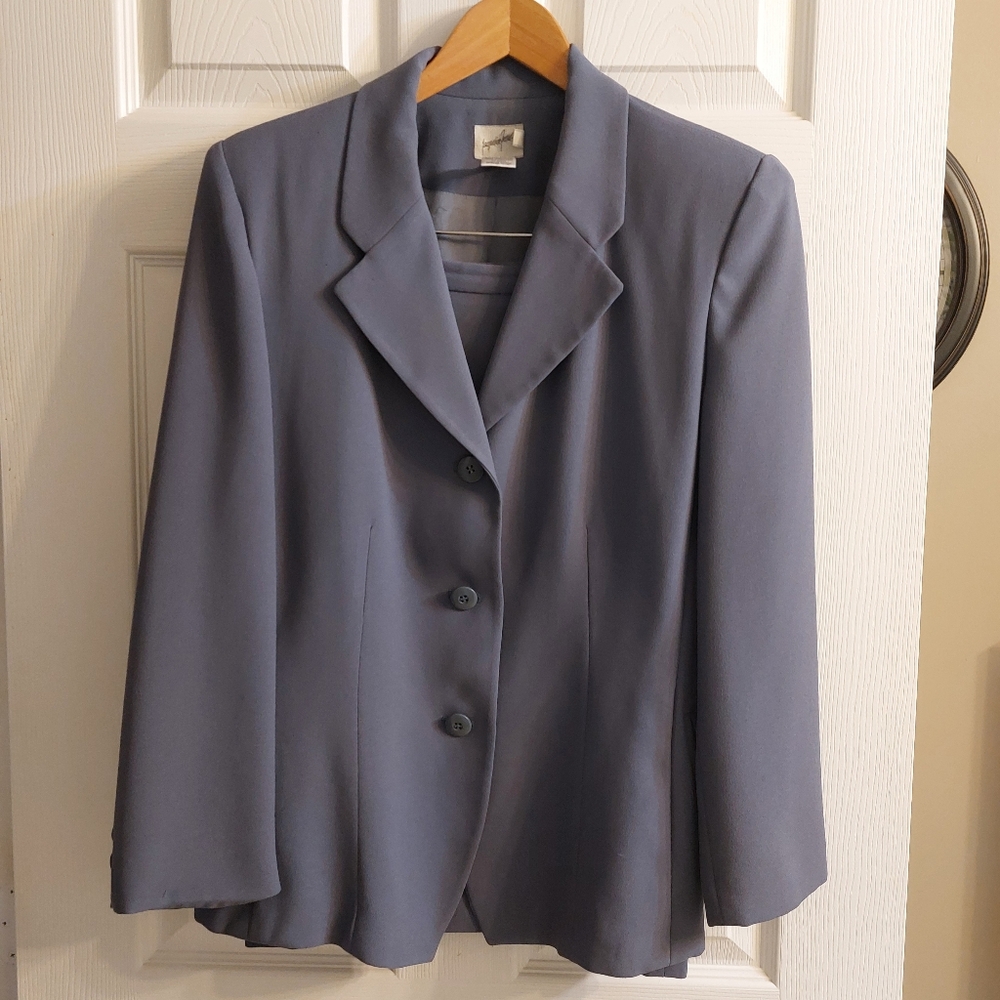Sz 12 Jacqueline Ferrari Skirt Set